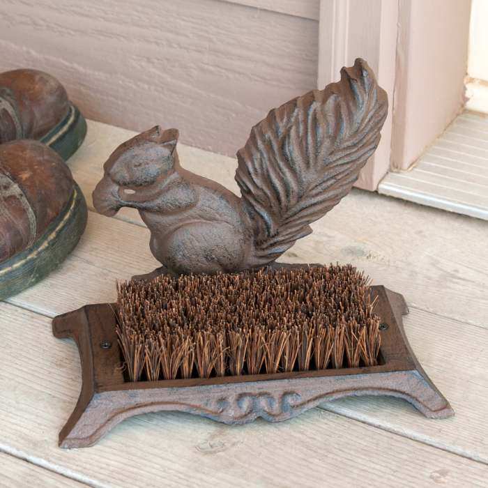 Boot Brush Squirrel Antique Brown